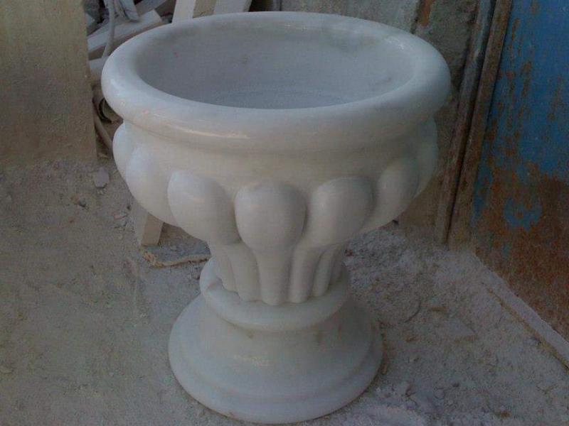 Ayaklı Beyaz Mermer Sakı