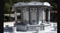 8 Yönlü Gri Mermer Meydan Çeşmesi
