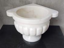 Beyaz Mermer Ayaklı Köşe Mermer Kurna